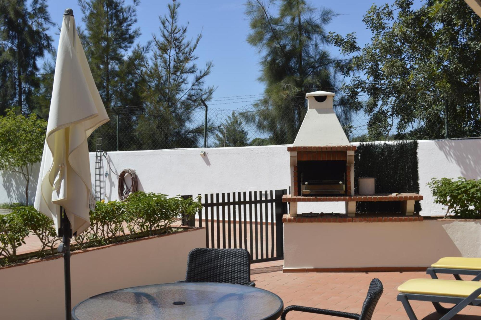 Tavira Vacations Apartments Екстер'єр фото